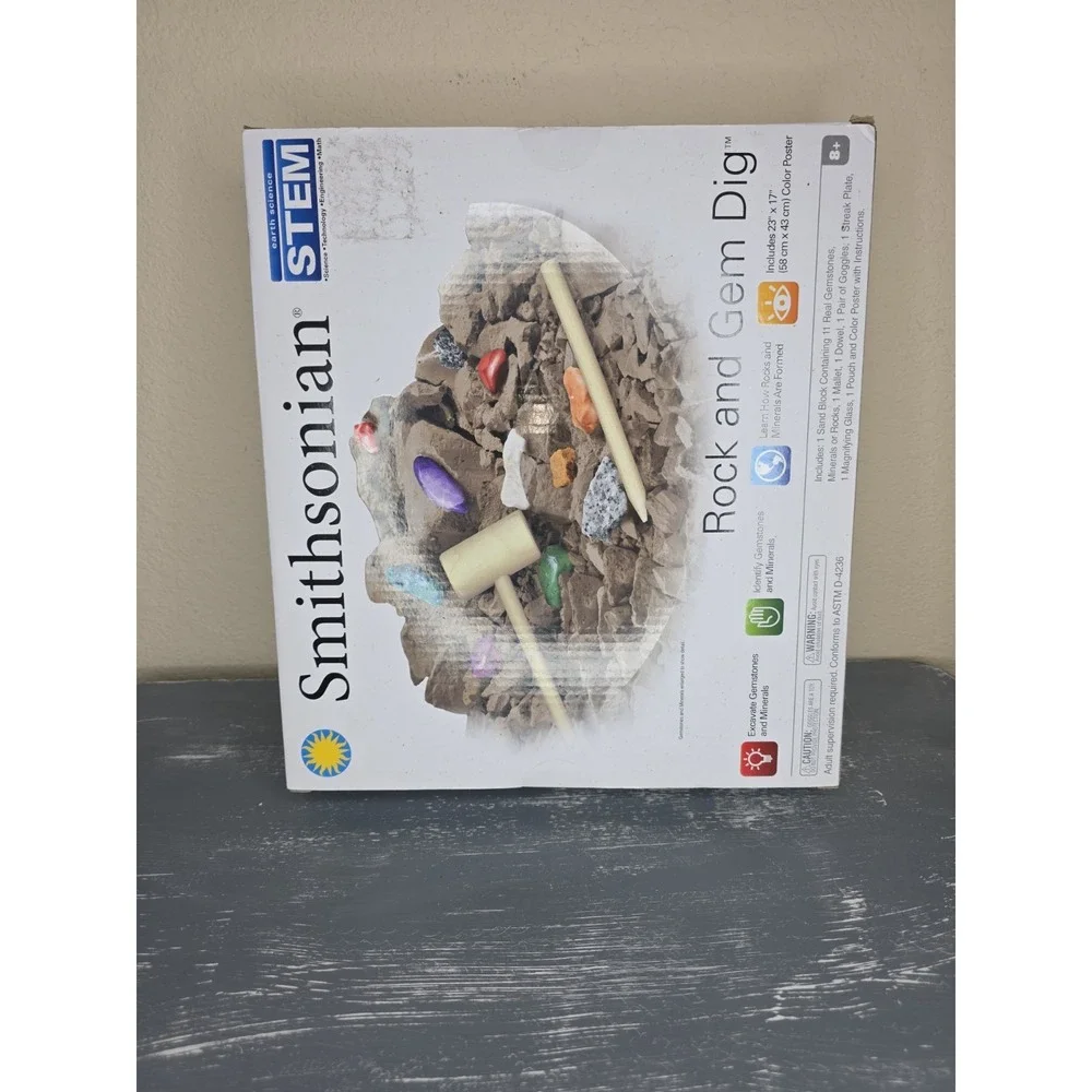 New Smithsonian 52046 Rock And Gem Dig Kit 2019‎
